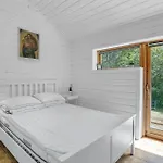 Three-bedroom In * Fårevejle