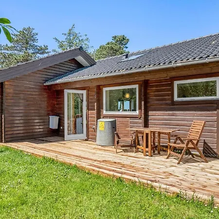 3 Bedroom Beautiful In Holiday home *