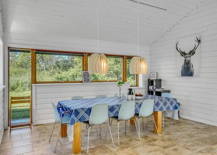 Three-bedroom In Fårevejle